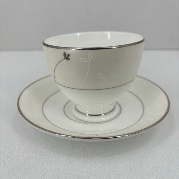 Waterford Fine China Lisette Footed Cup and Saucer Replacement Set Coffee Tea - Picture 2 of 10